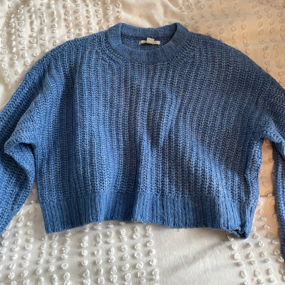American eagle blue knit sweater